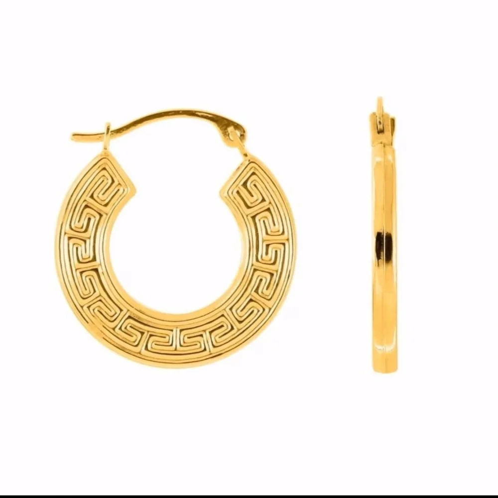 NWT 18k gold hoop snap closure earrings - Picture 5 of 17